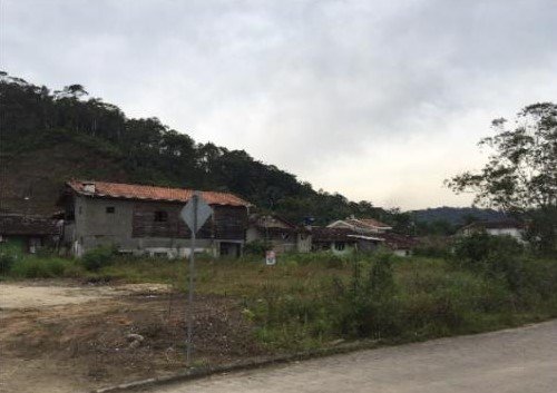 Terreno à Venda em Centro - Guabiruba - Santa Catarina - Terreno à venda em Guabiruba