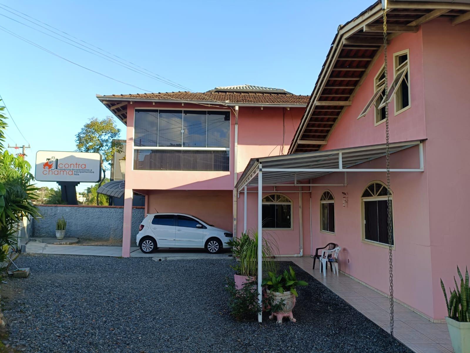 Casa à Venda em Itaum - Joinville - Santa Catarina