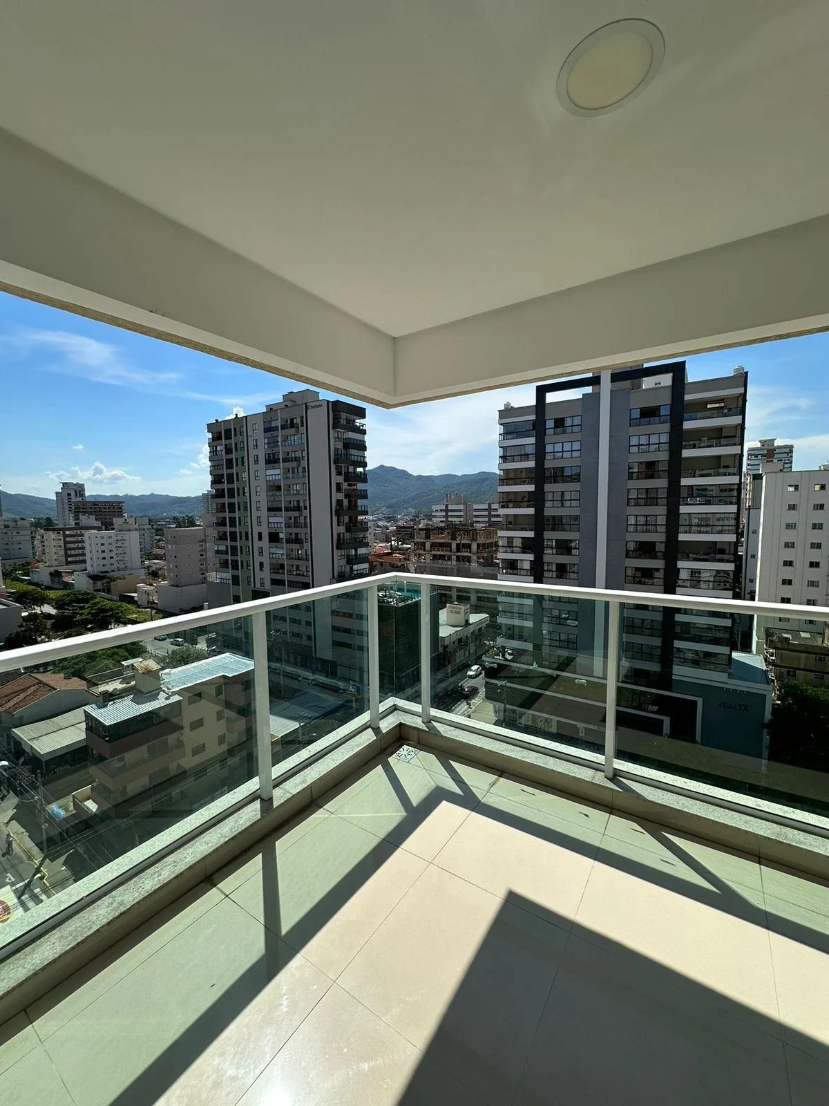 Apartamento à Venda em Meia Praia - Itapema - Santa Catarina - Apartamento a venda em Itapema