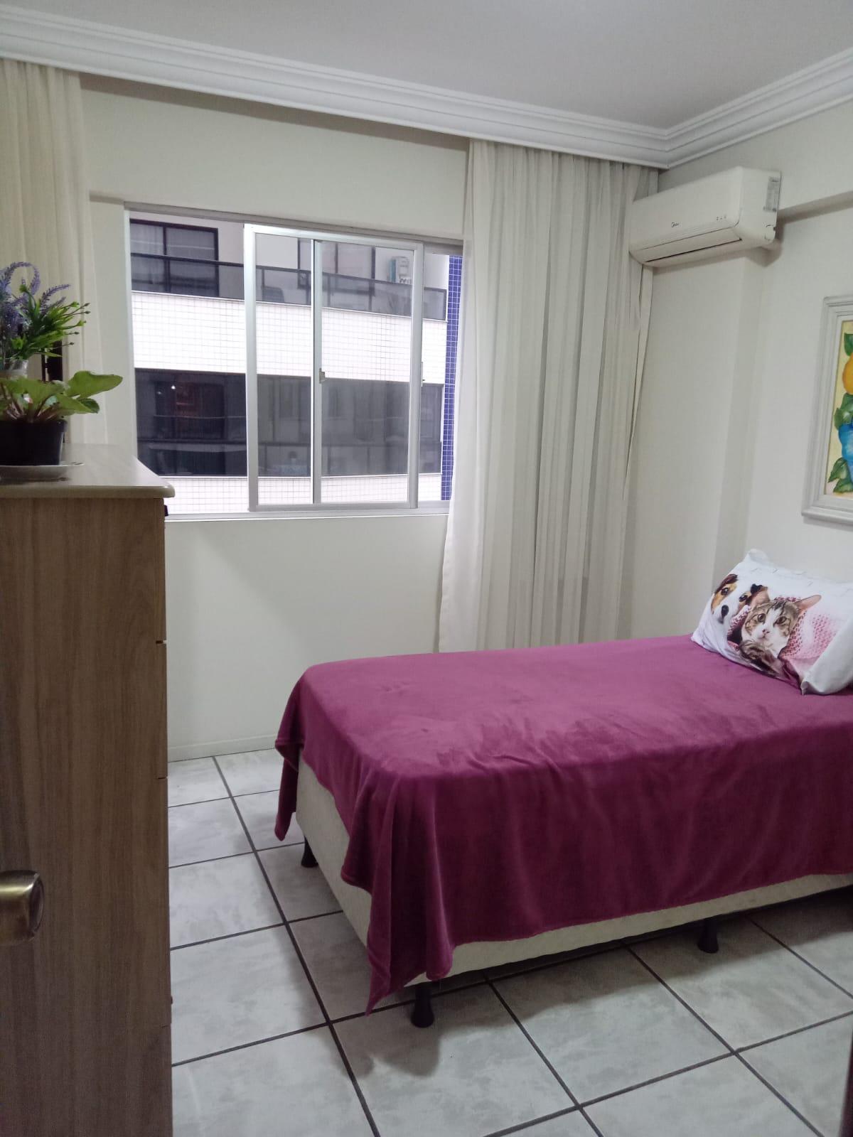 Apartamento à Venda Quadra Mar em Centro - Balneário Camboriú - Santa Catarina